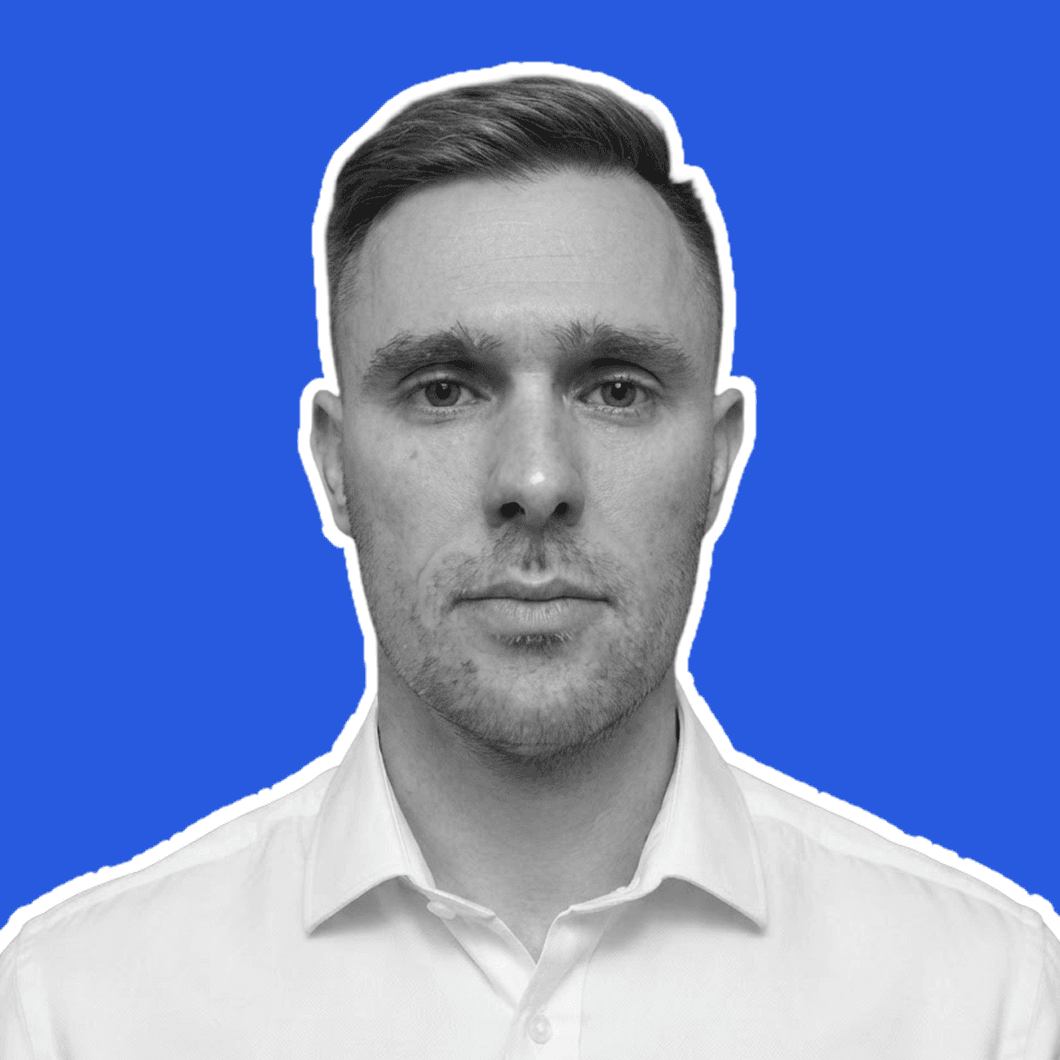 Валентин Петров